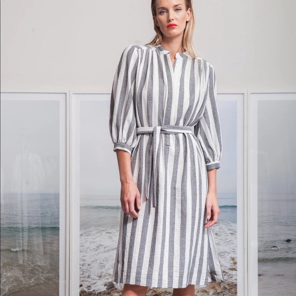 Heidi Merrick Marish dress NWT gray/white stripe M